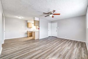 featured image of 212 Koberlin St