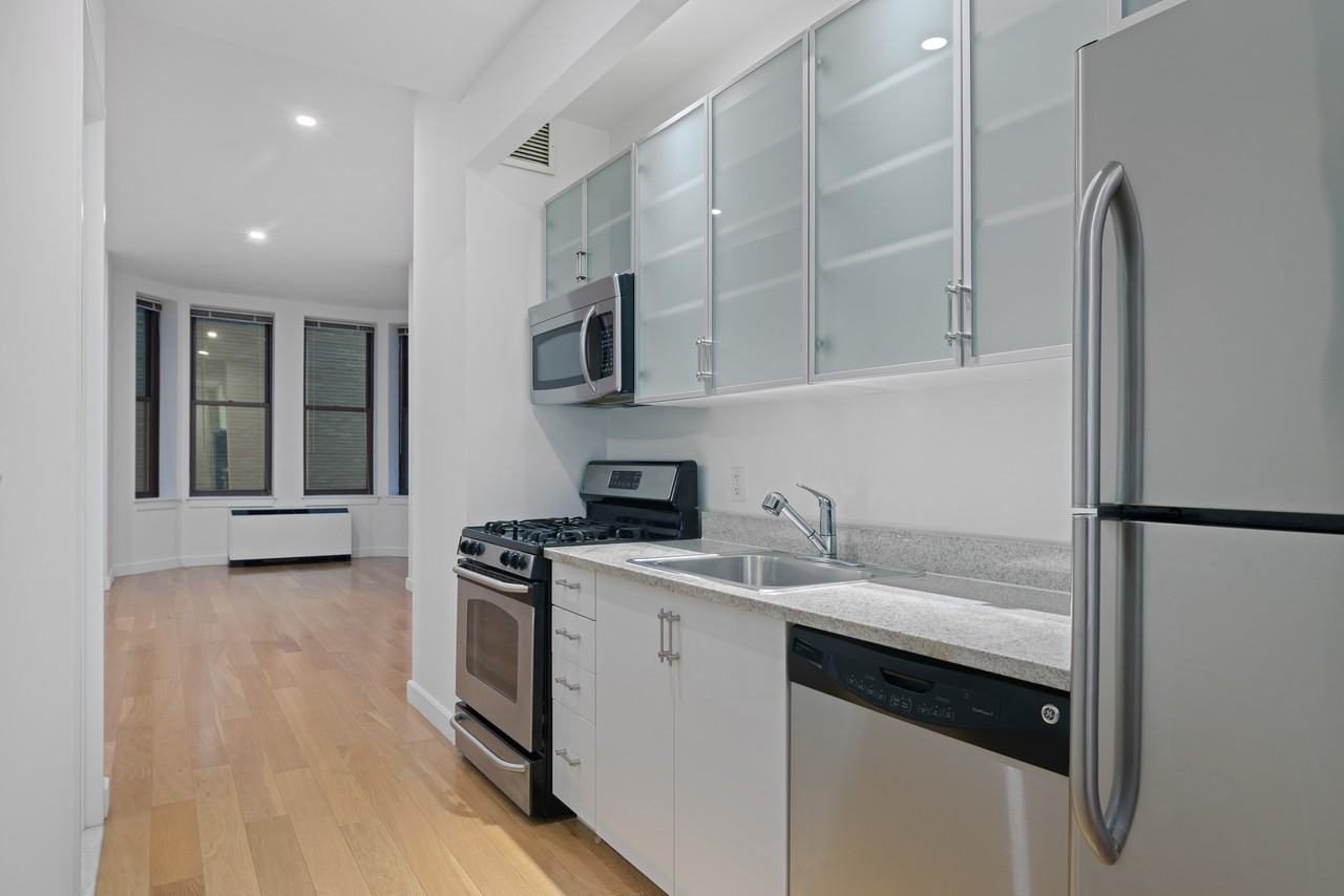 37 Wall Street - Photo 7 of 50