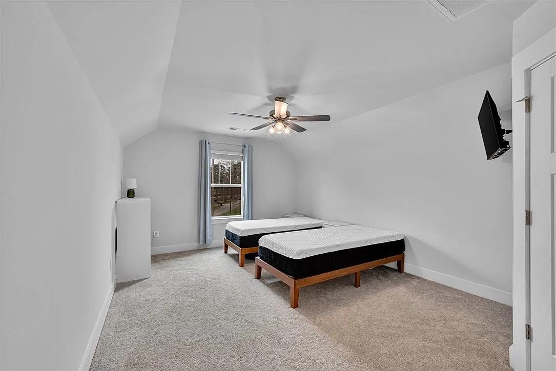 529 Overbrook Drive - Photo 6 of 10