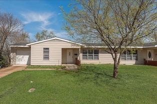 165 Eisenhower Blvd ##A - Photo 1 of 1