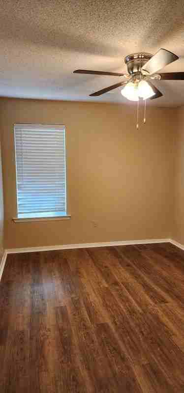 3725 Pembrook Cv - Photo 4 of 4