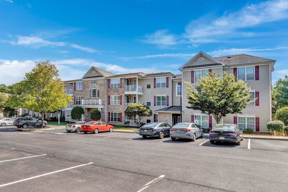 632 Sophee Ln - Photo 4 of 29