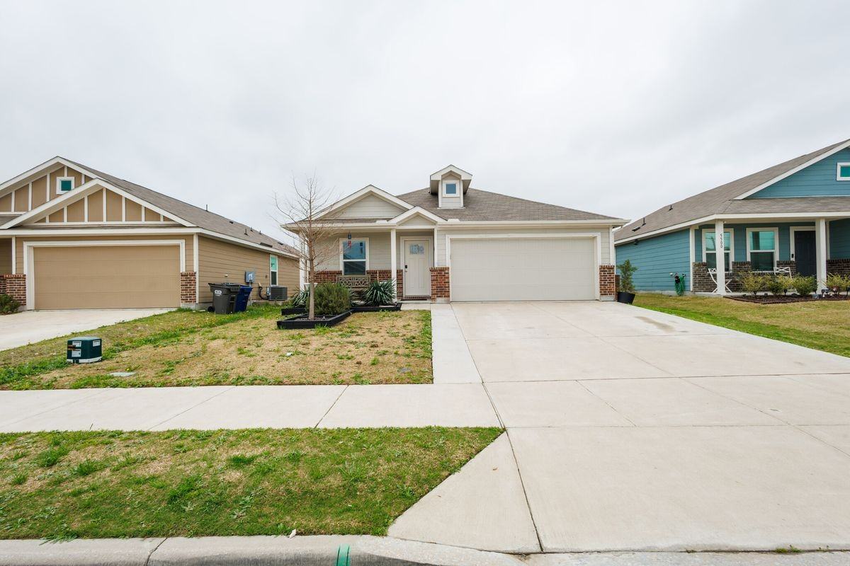 5504 Rockrose Ln - Photo 2 of 16