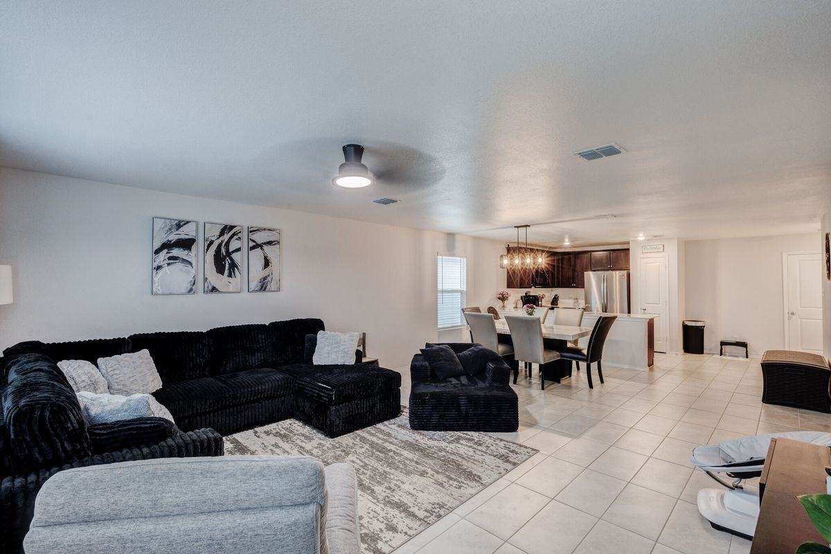 5504 Rockrose Ln - Photo 6 of 16