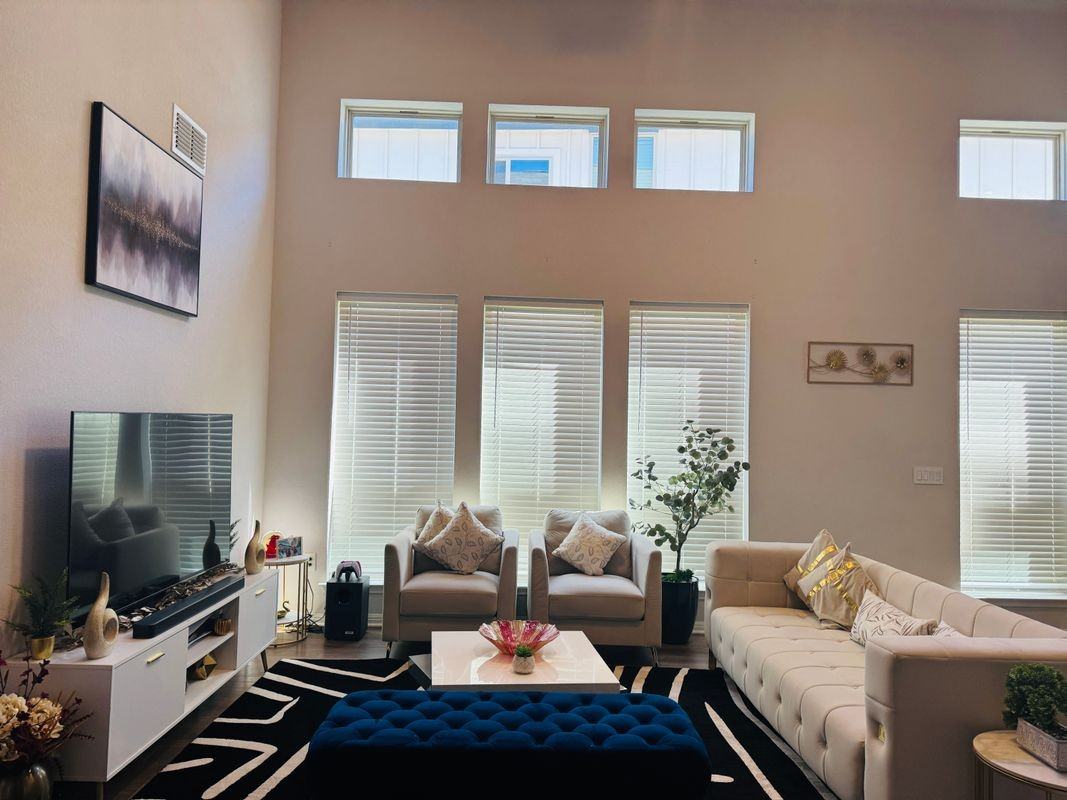 349 Rend Dr - Photo 5 of 28