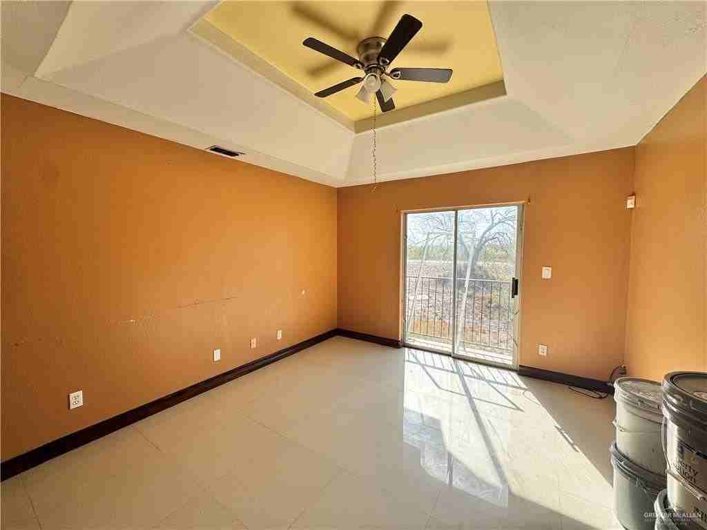 1804 Oasis Ave ##308 - Photo 7 of 11