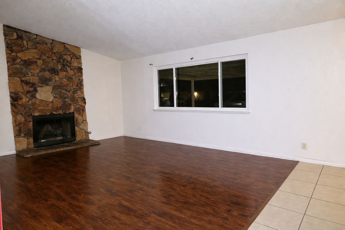 15110 Chuparosa St - Photo 7 of 17