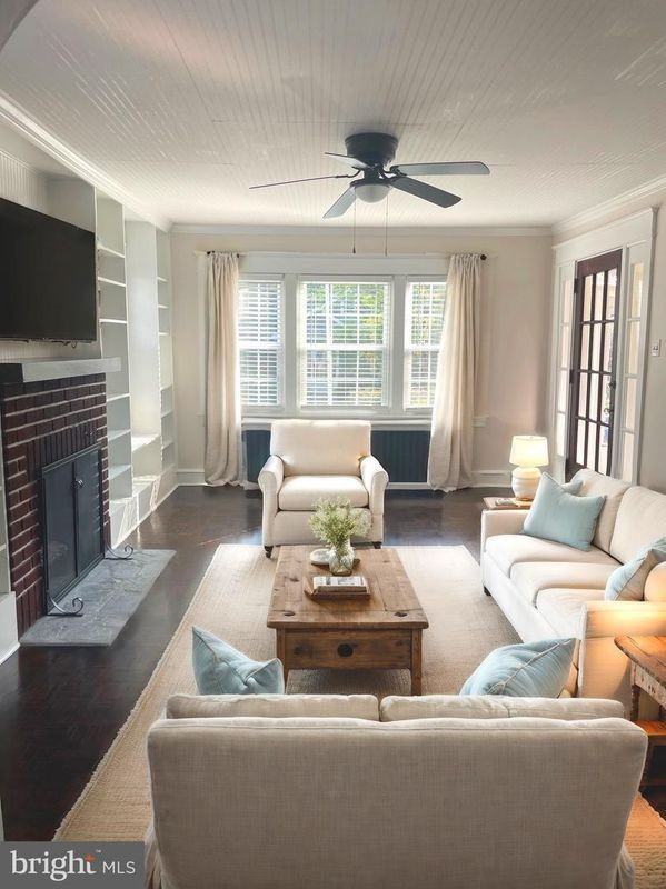 57 Ridgeway Ave - Photo 2 of 14