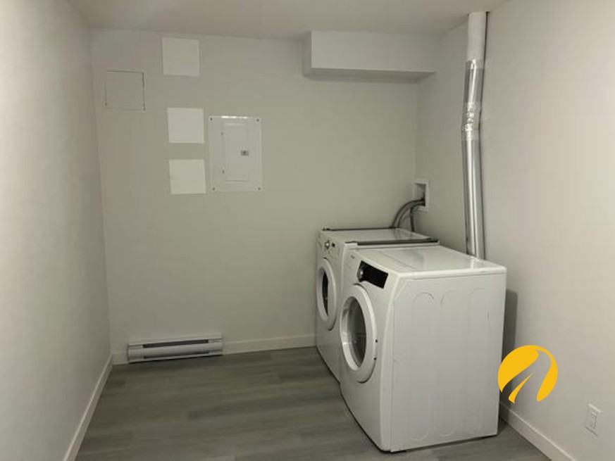 22518 Brickwood Close - Photo 4 of 14