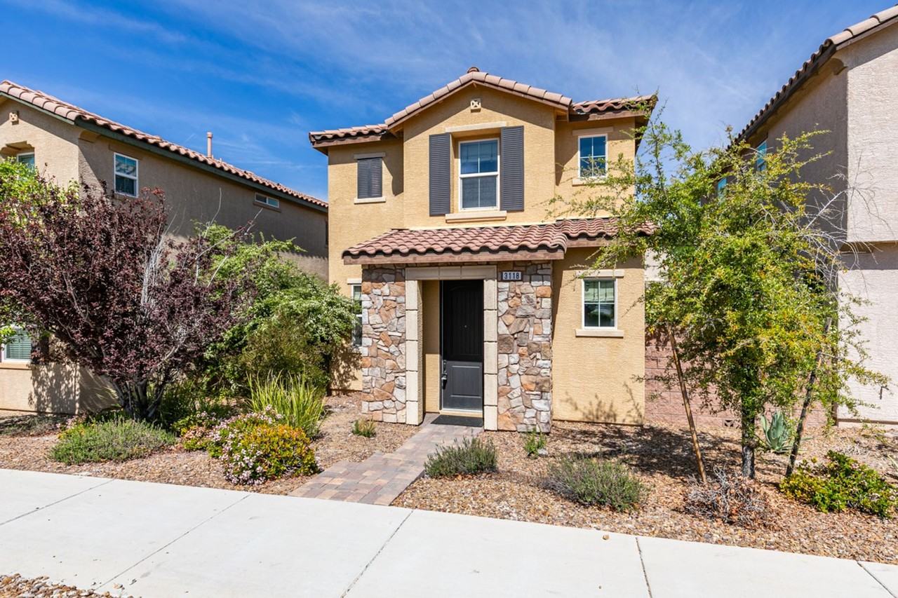 3118 Biccari Ave - Photo 3 of 45