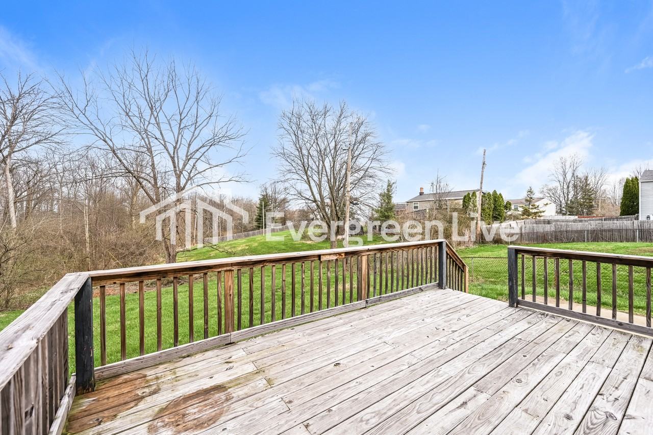 6263 Johnstone Ct - Photo 3 of 15