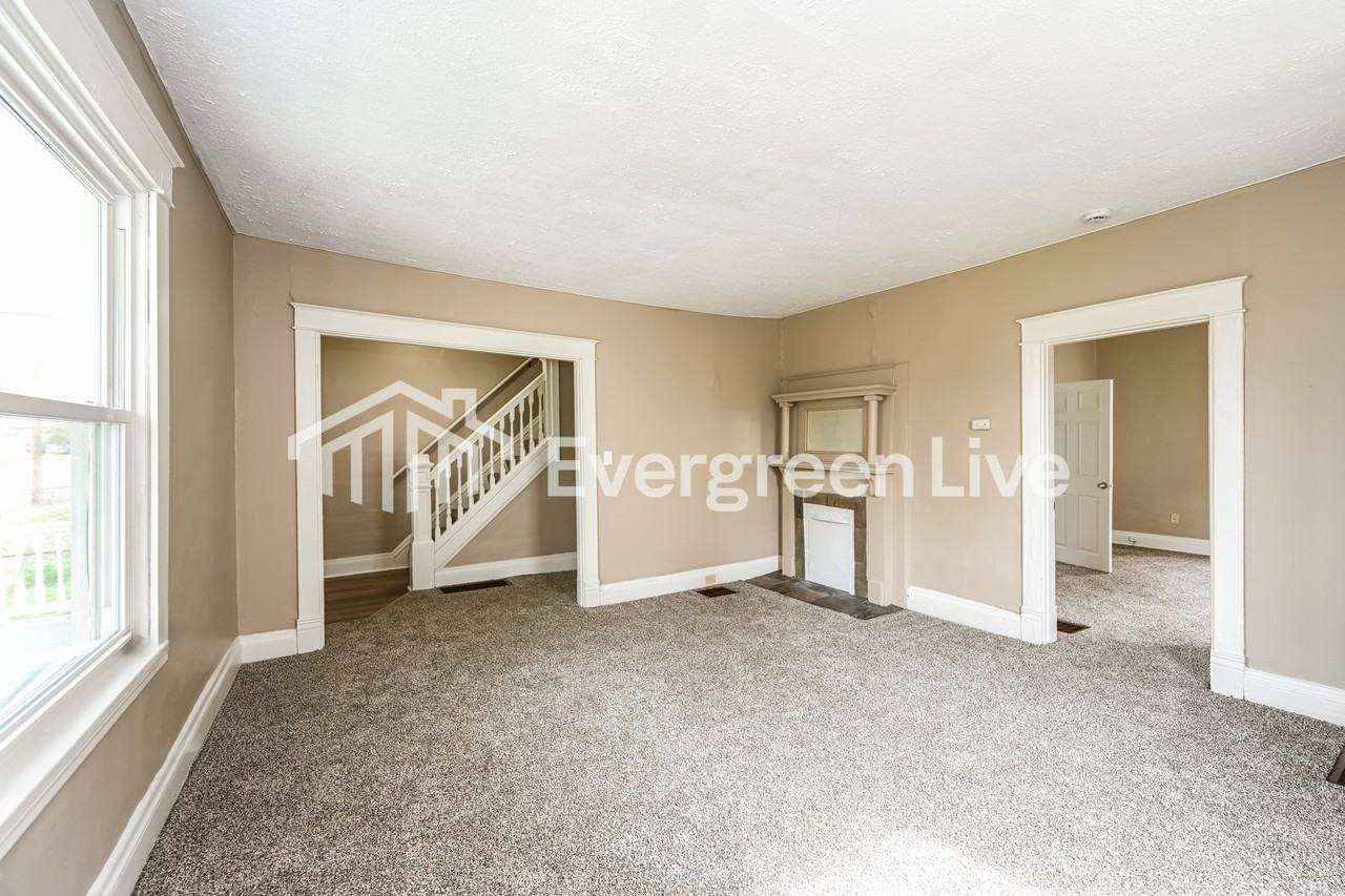 5318 Whetsel Ave - Photo 7 of 15
