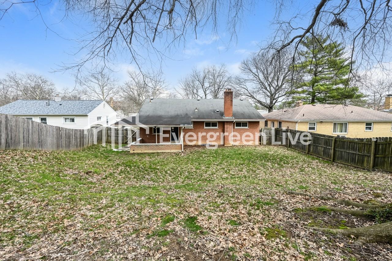 3351 Gerold Dr - Photo 3 of 15