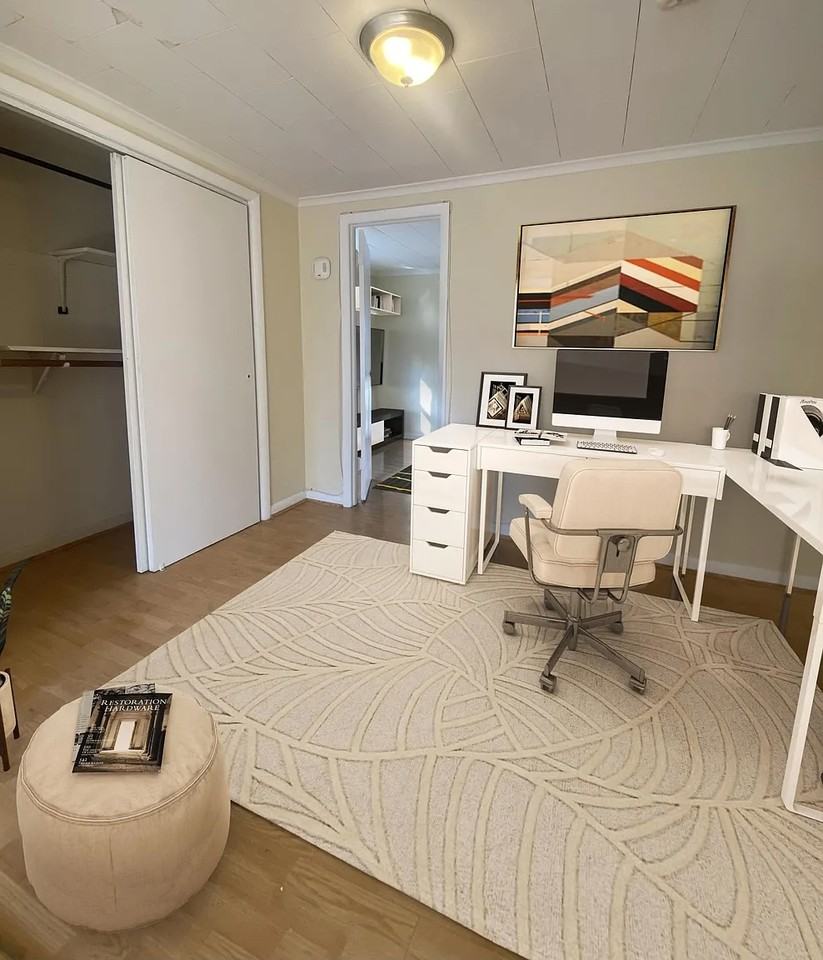 219 Washington St #8 - Photo 5 of 14