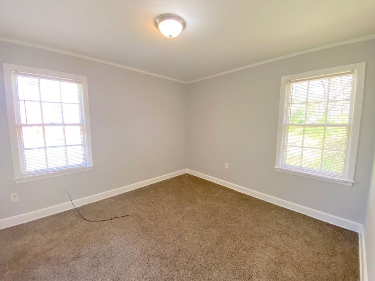 722 Lydgate Rd - Photo 6 of 13