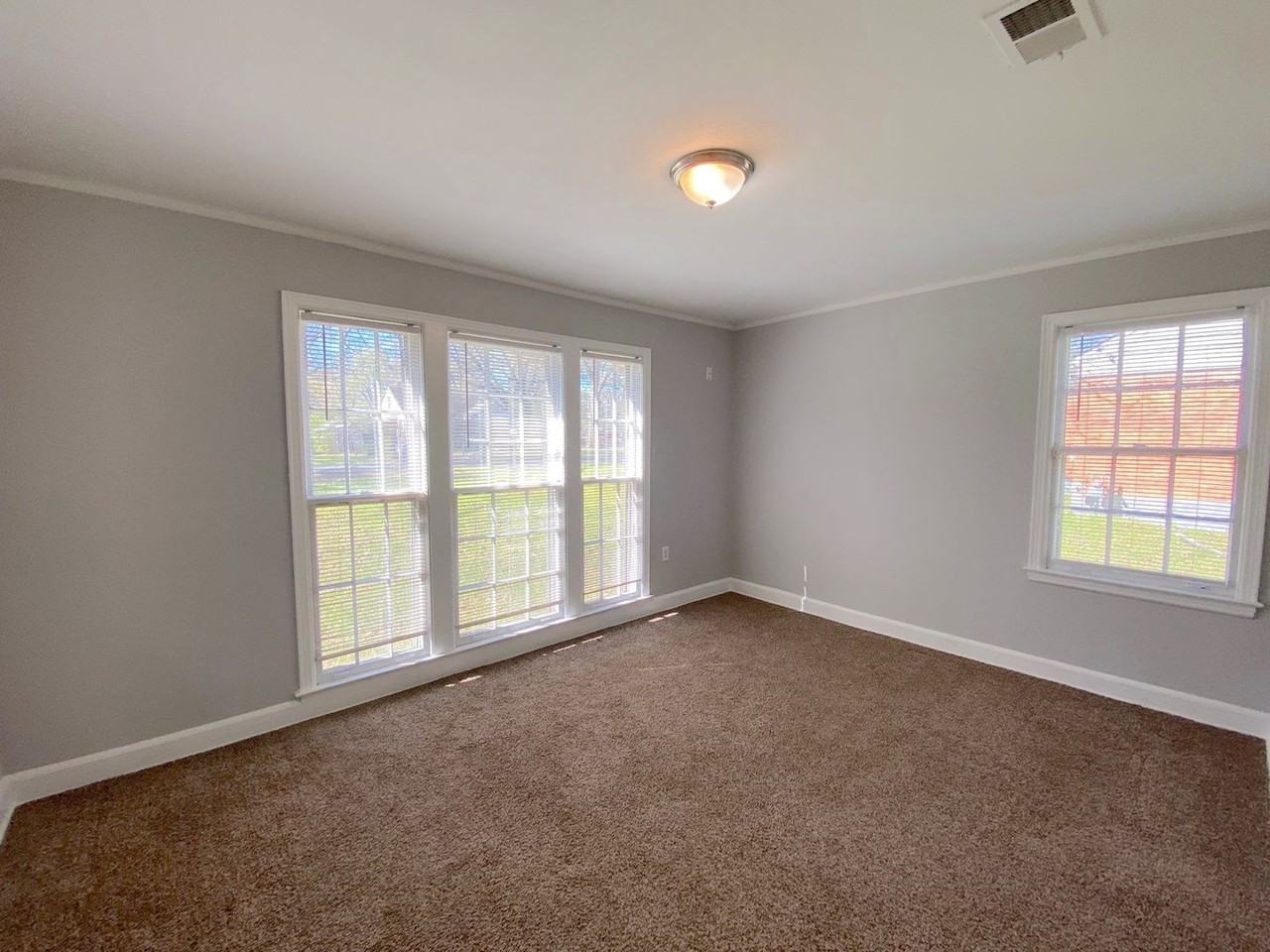722 Lydgate Rd - Photo 7 of 13