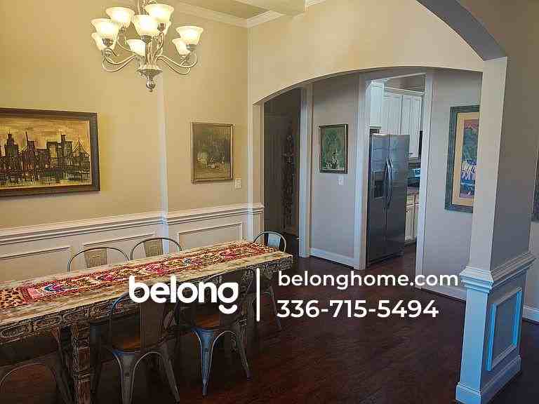 139 N Freeman Dr - Photo 3 of 19