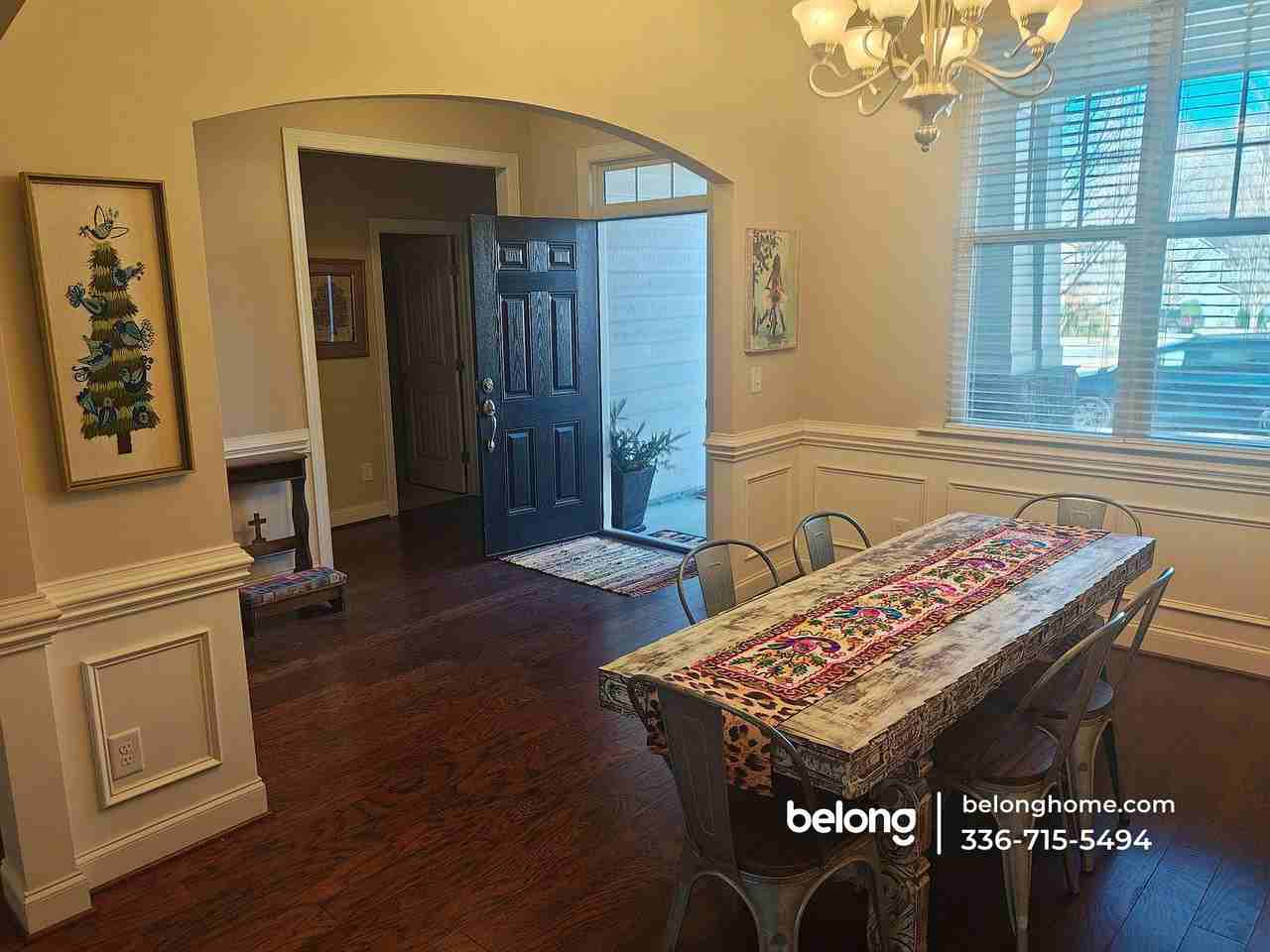 139 N Freeman Dr - Photo 4 of 19