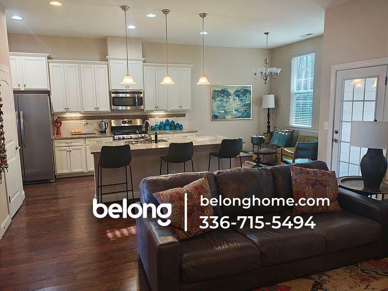 139 N Freeman Dr - Photo 6 of 19