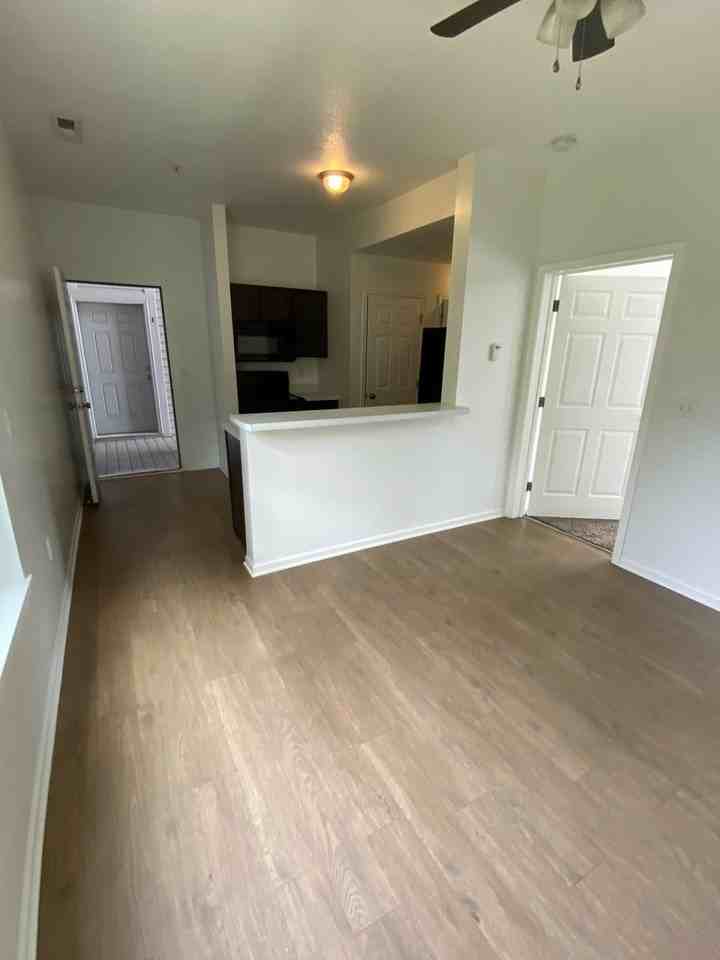 404 404 Jefferson St - 404 Jefferson St. #O - Photo 6 of 11