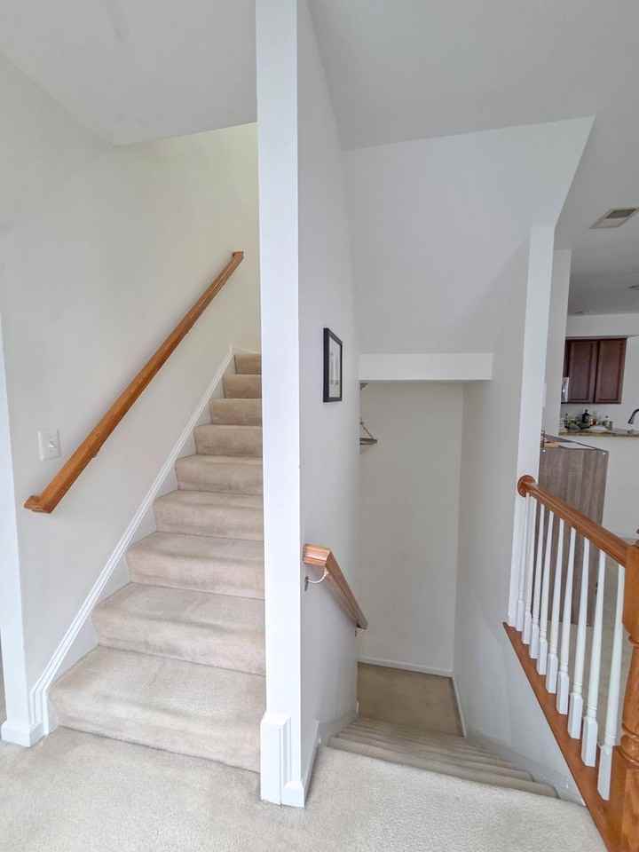 2216 Highfly Ter - Photo 3 of 38