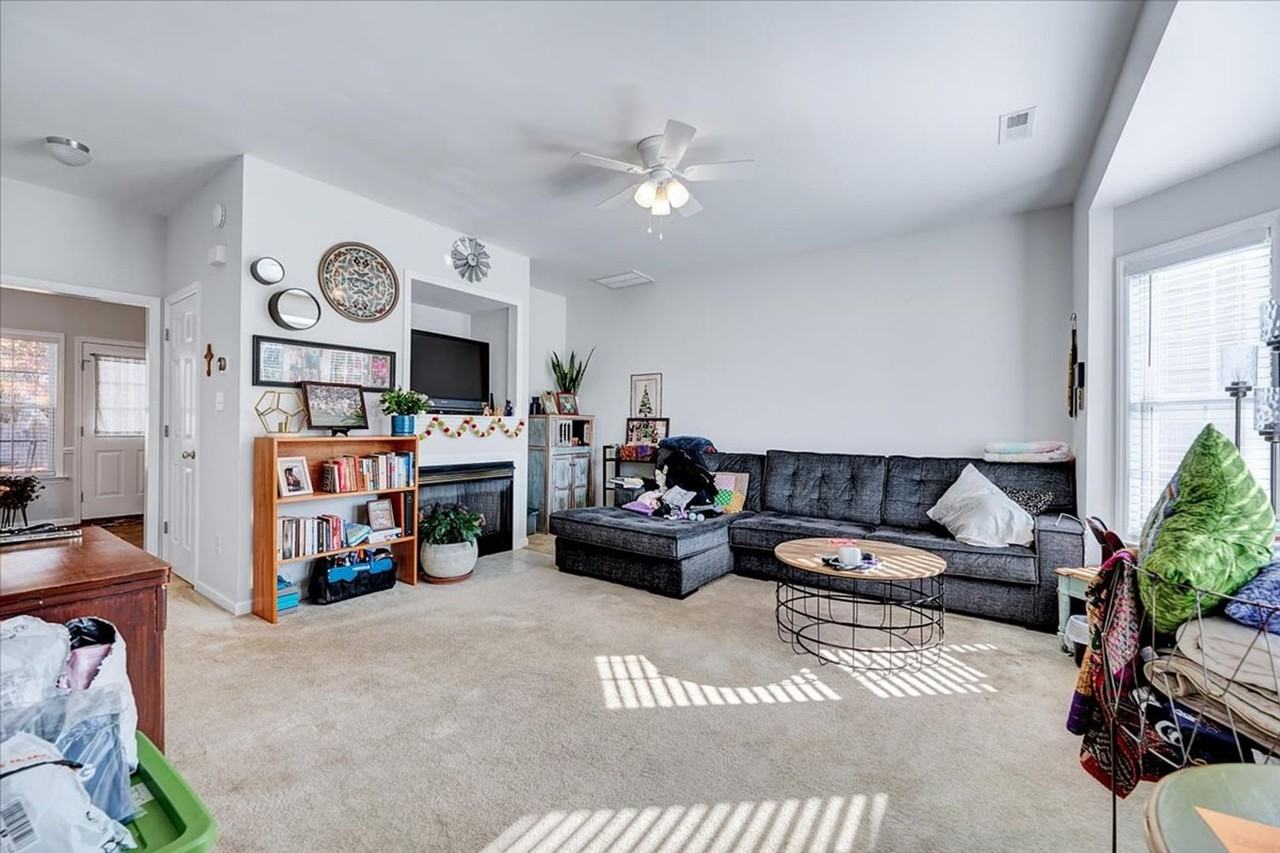 233 Dairy Rd - Photo 6 of 18