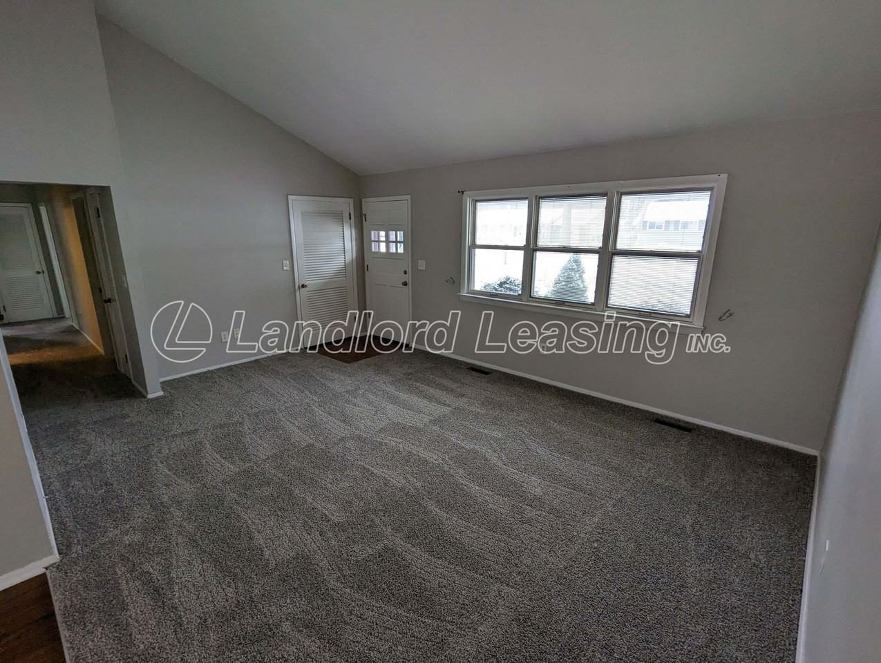 165 Moorewood Ave - Photo 2 of 16