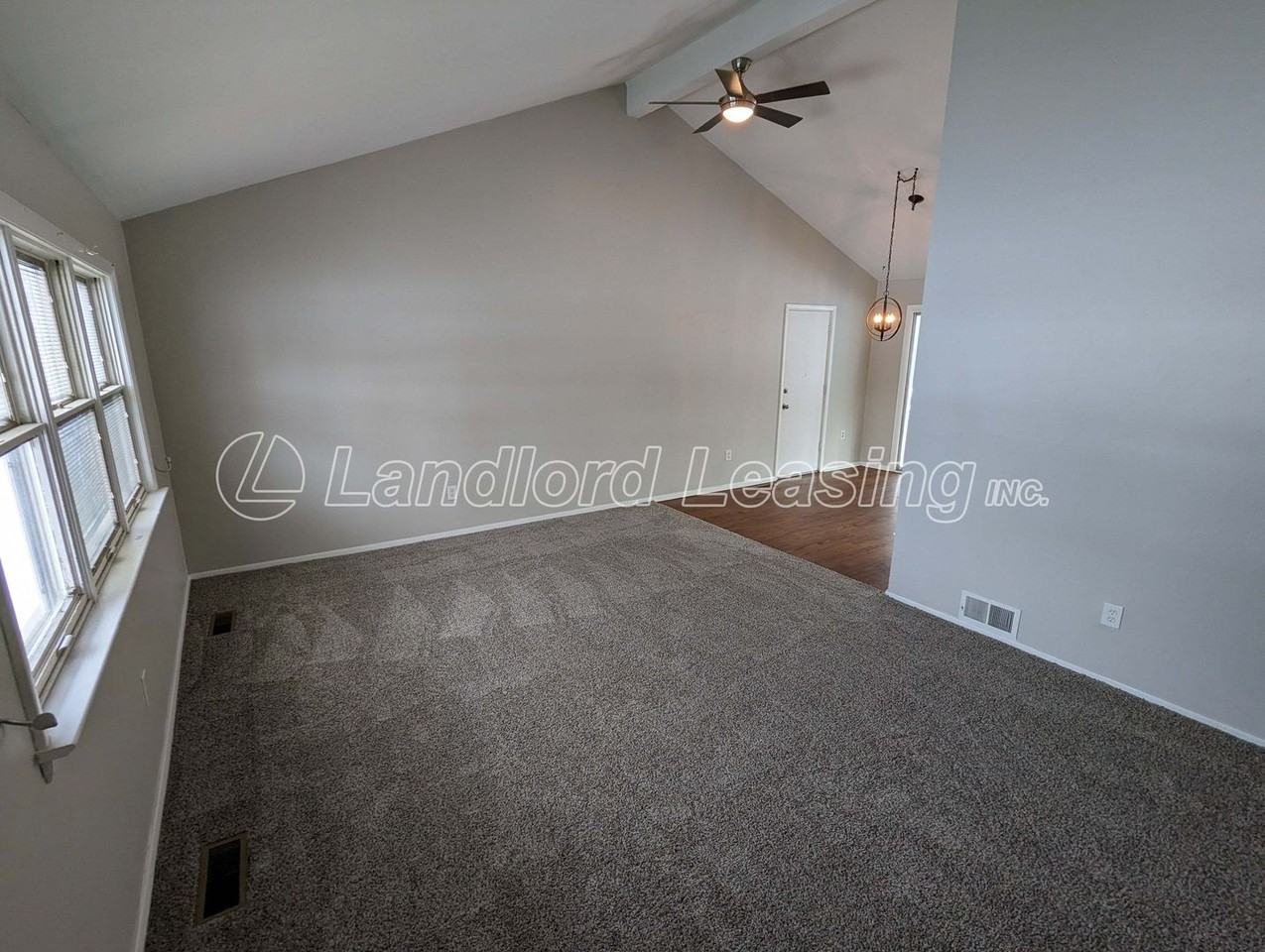 165 Moorewood Ave - Photo 3 of 16