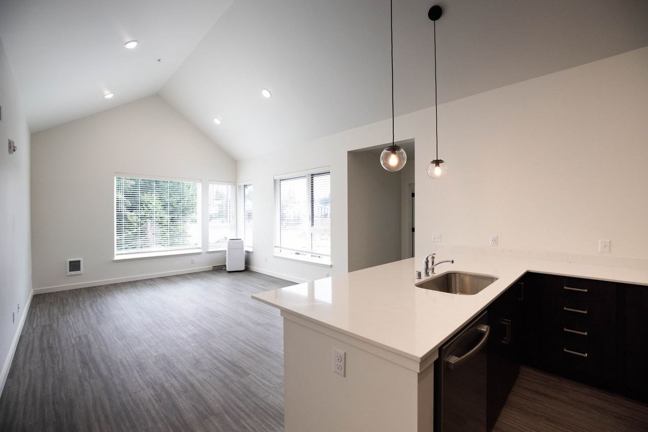 The Easterly Apartment Homes - Photo 6 of 38