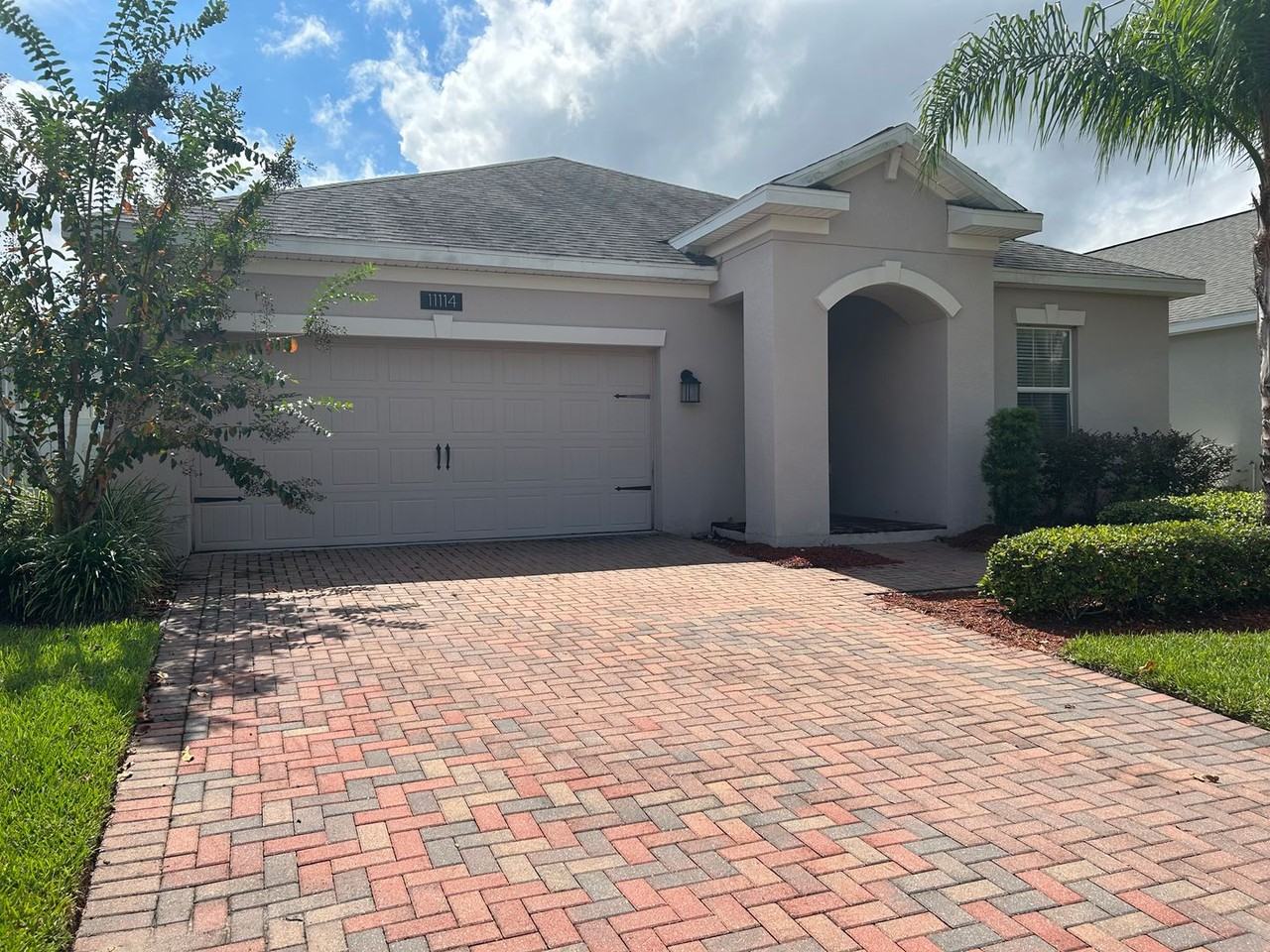 11114 Sycamore Woods Dr - Photo 2 of 25