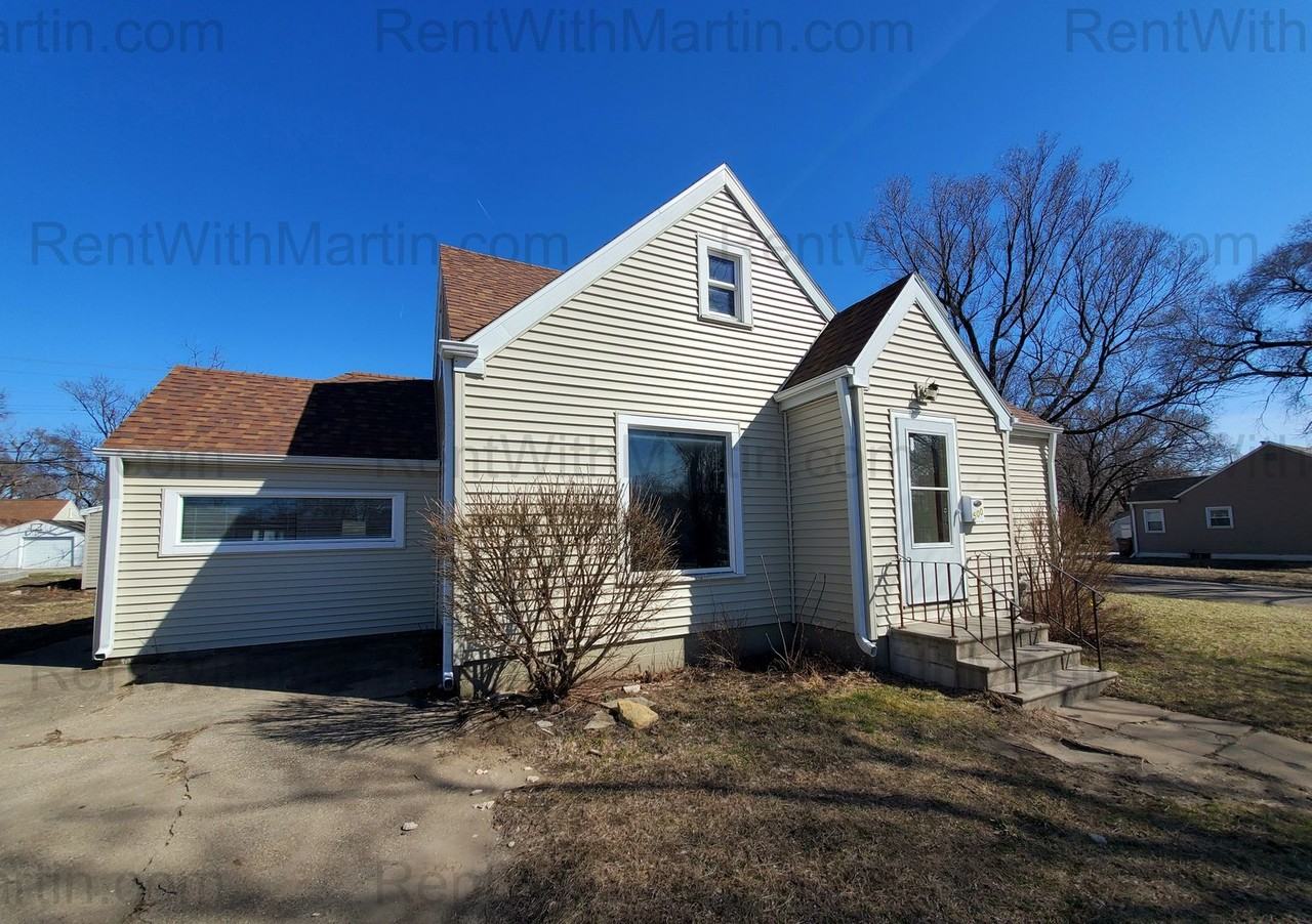 500 Boston Ave - Photo 2 of 26