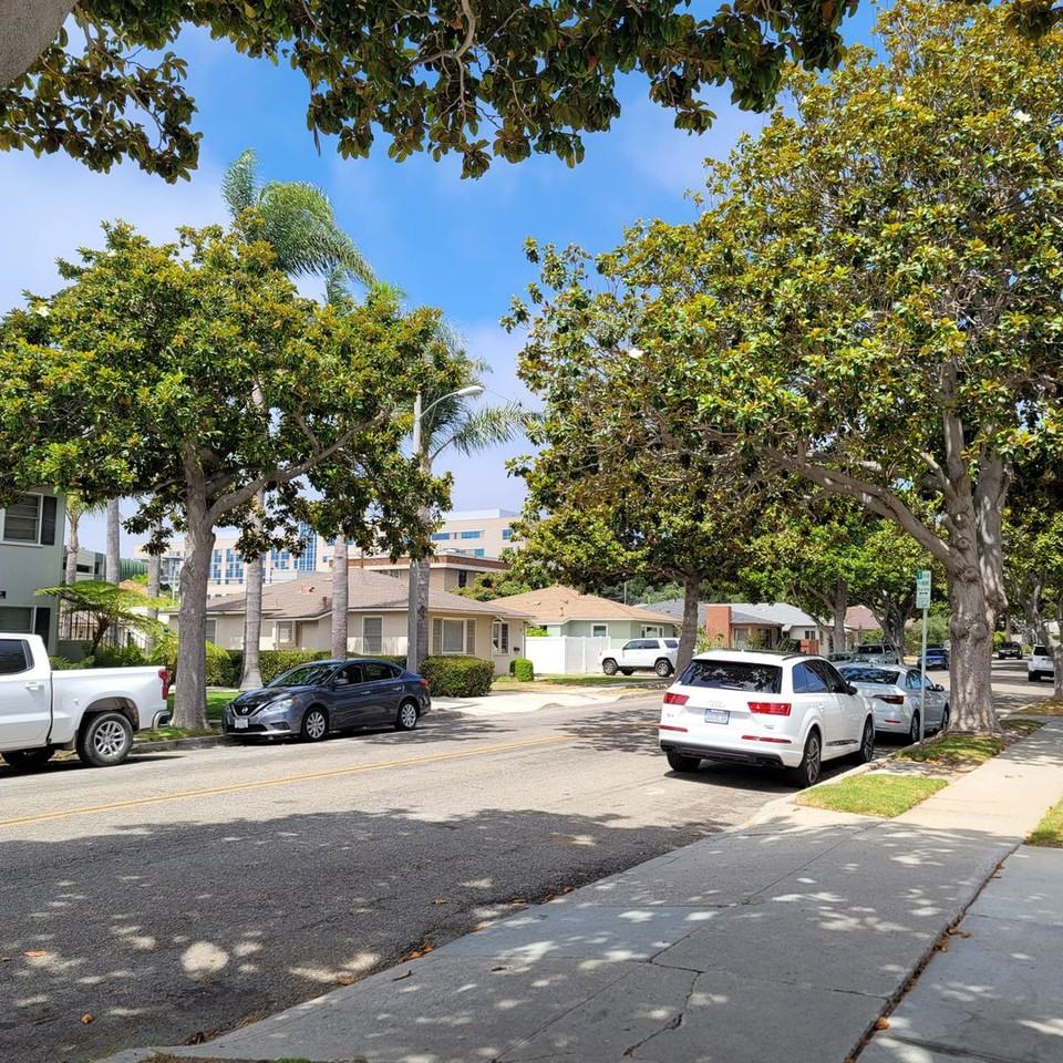 24 N Joanne Ave - Photo 2 of 13