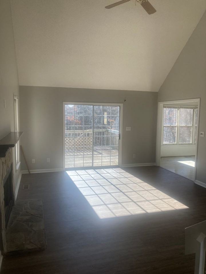 716 Bluffridge Trl - Photo 2 of 22