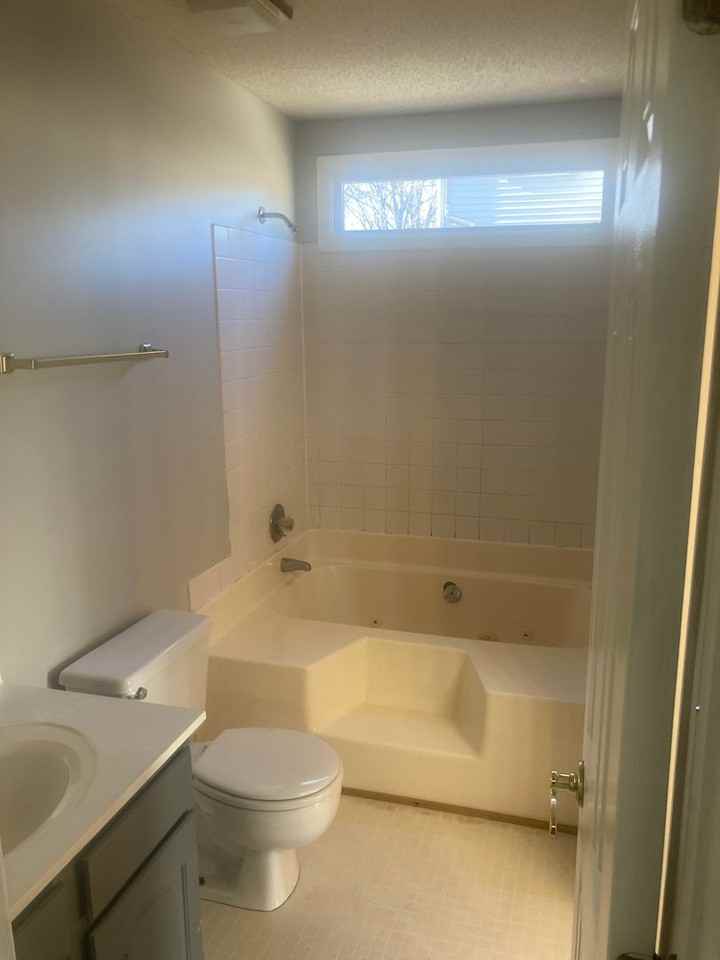 716 Bluffridge Trl - Photo 3 of 22