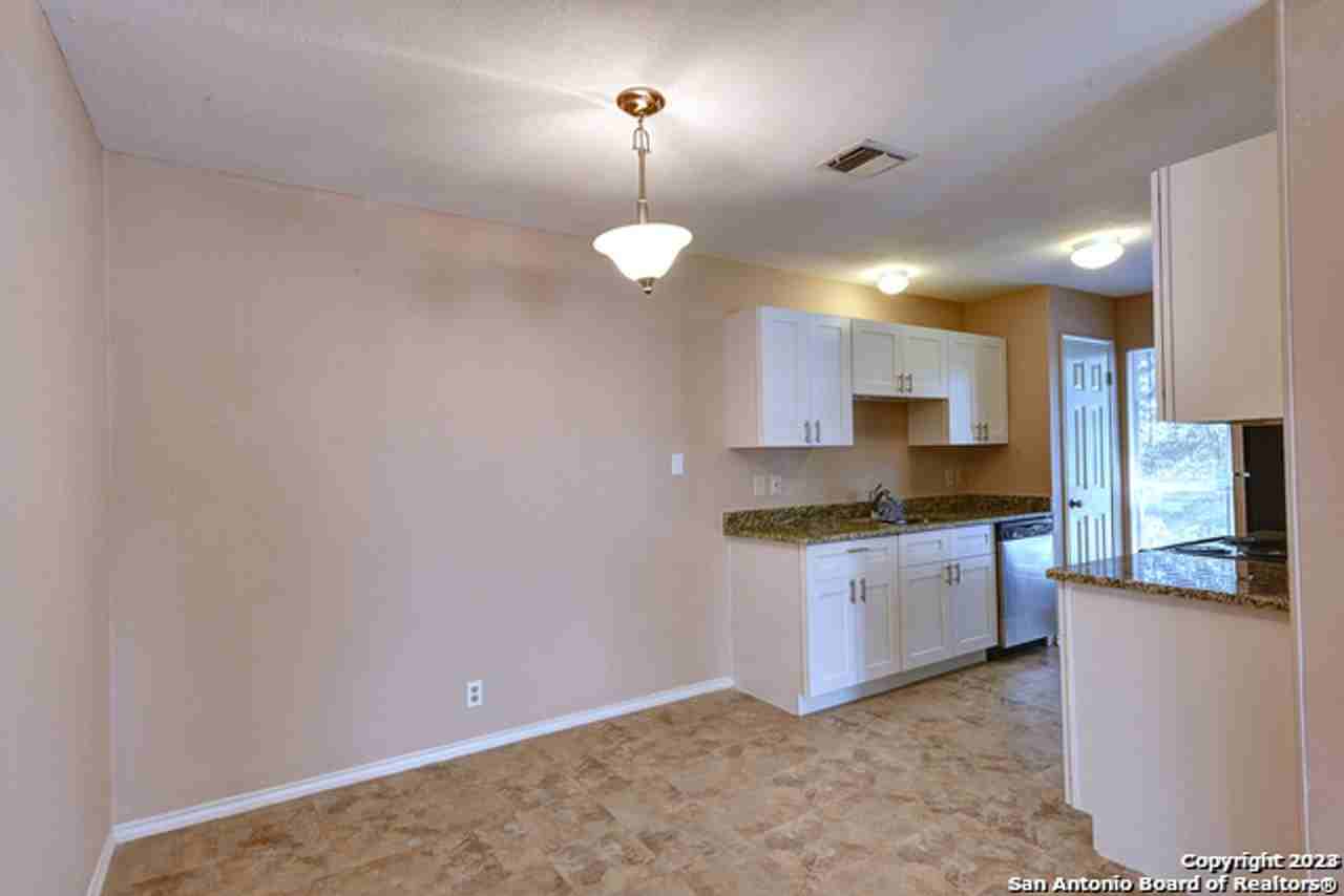 1431 Loma Alto #4 - Photo 6 of 14