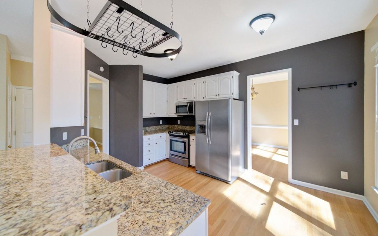 12 Chestnut Bluffs Ln - Photo 7 of 20