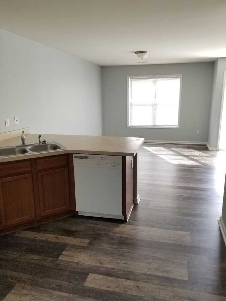 50 Coats Cir - Photo 5 of 15