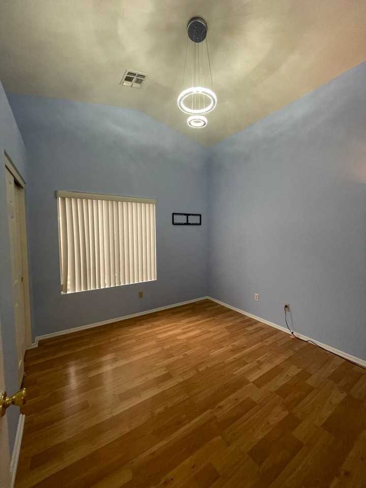 3537 N 64th St - Photo 5 of 23