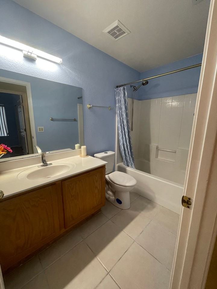 3537 N 64th St - Photo 6 of 23