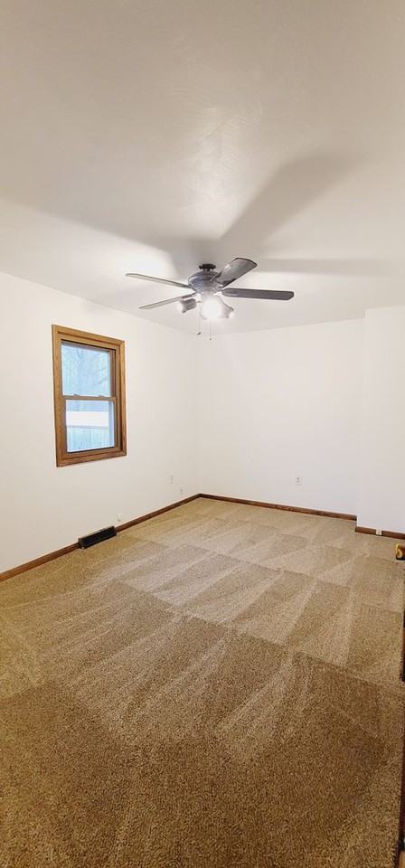 8578 Kirsch Rd - Photo 7 of 11