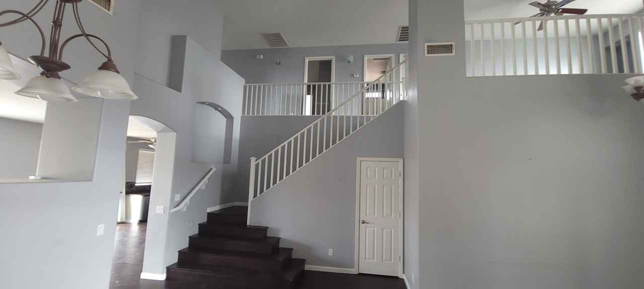 15876 W Sonora St - Photo 2 of 15
