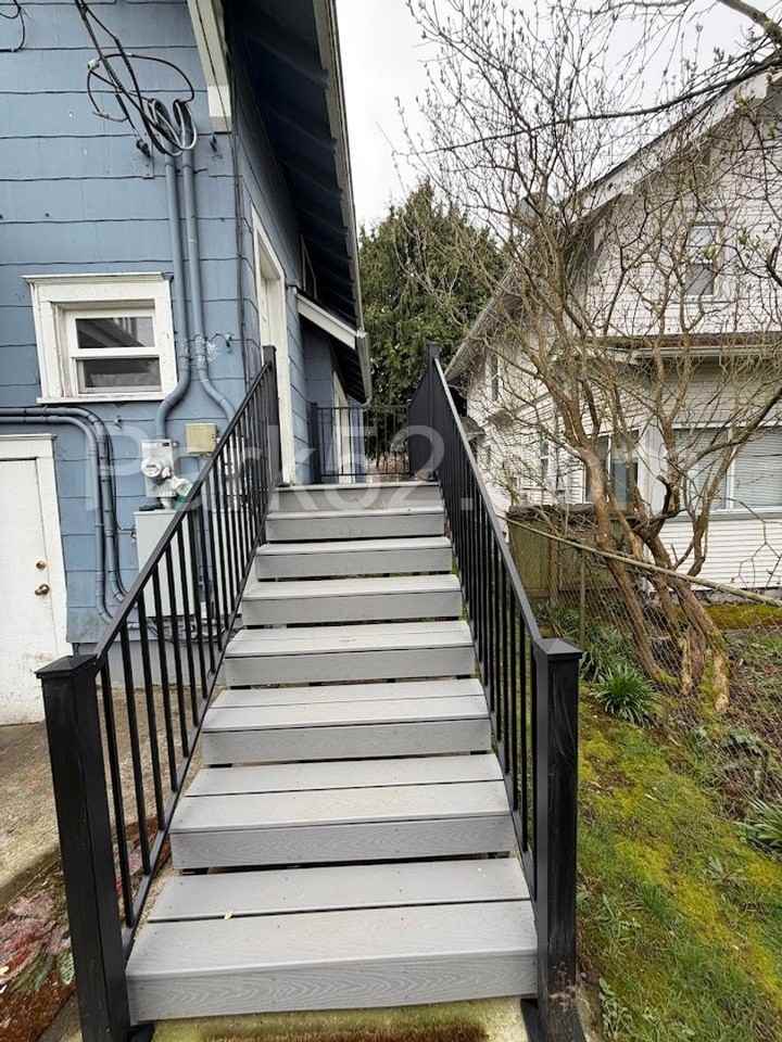 1711 S 9th St #B - Photo 3 of 13