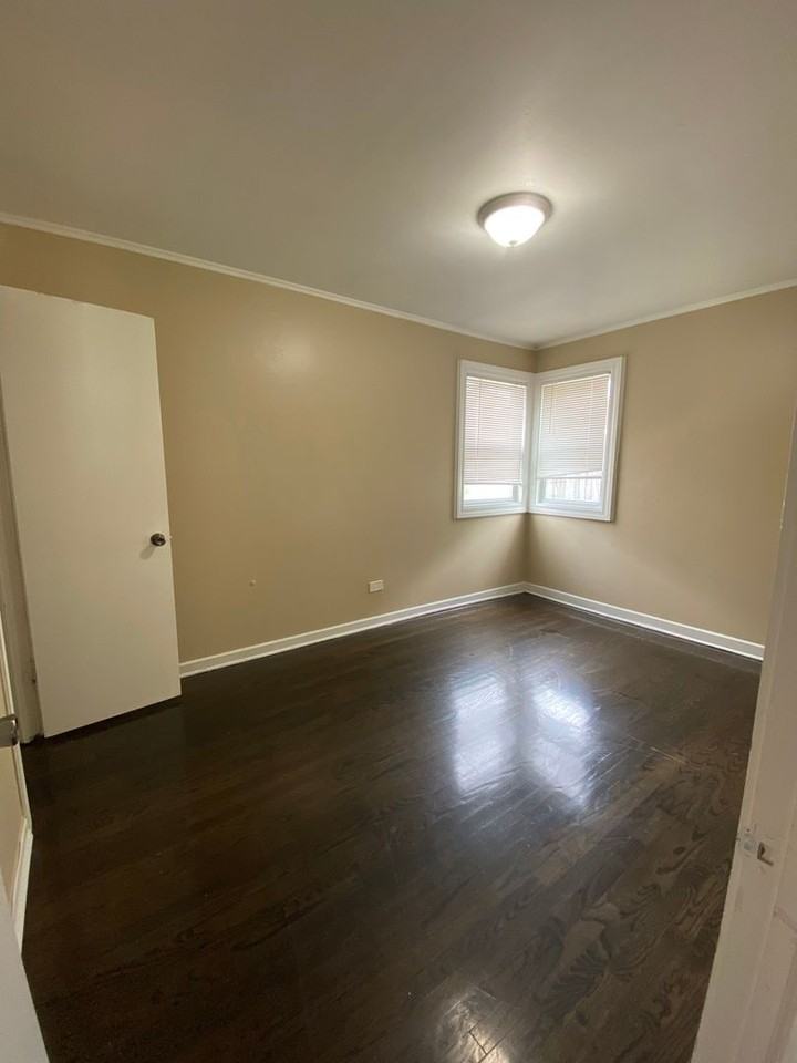 12535 S Ada St - Photo 2 of 6