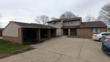 featured image of 801 Kerns Dr Ne