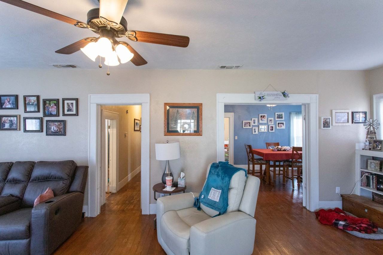 123 Avenue C - Photo 2 of 25