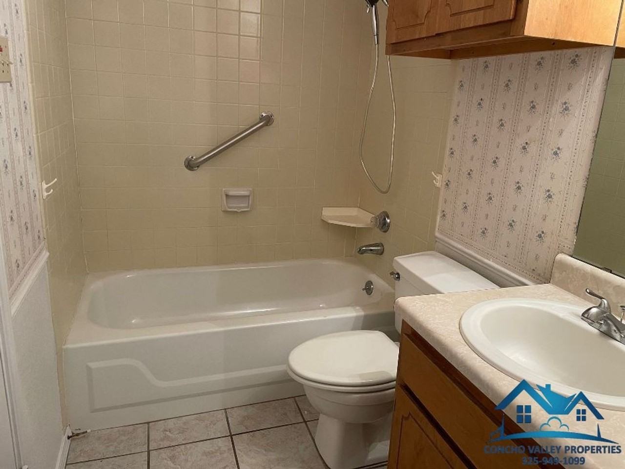 1430 Lindell Ct - Photo 7 of 12