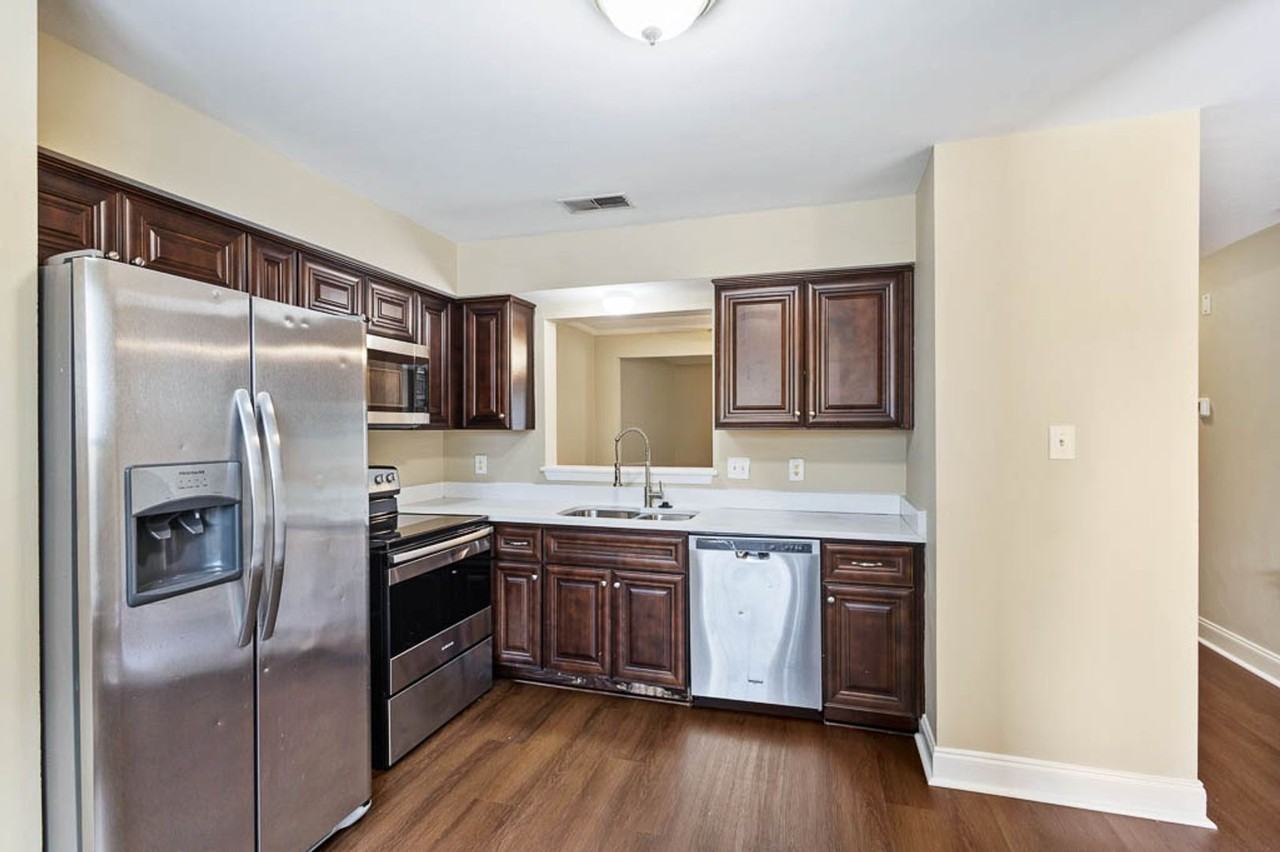 312 Seeman Ct - Photo 6 of 31