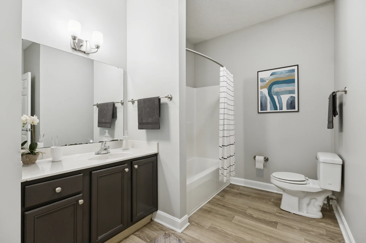 Aspenwood Apartments - Photo 6 of 35