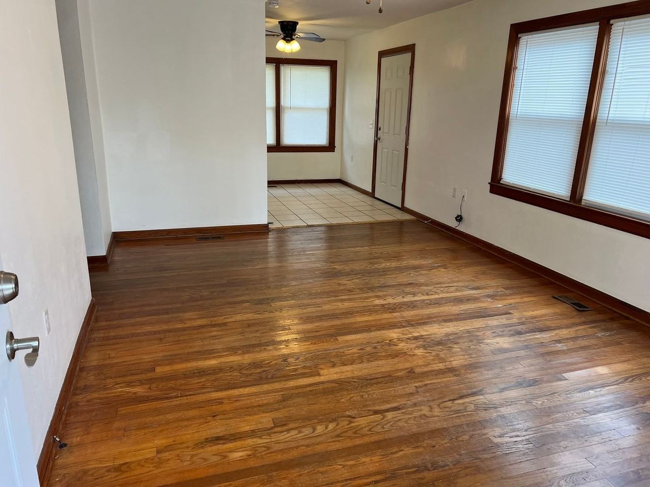 1009 Mike Ave - Photo 6 of 25