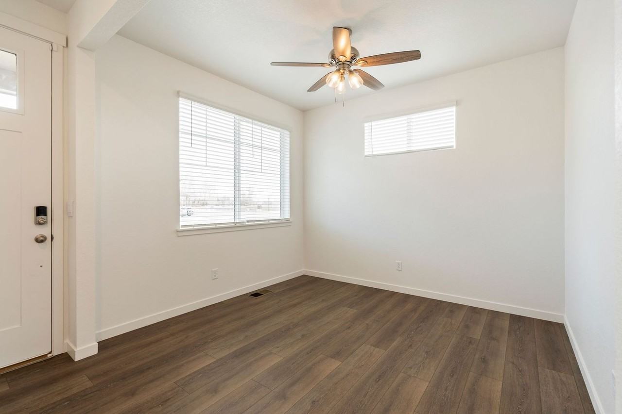 5903 Amerifax Dr - Photo 4 of 23